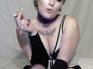 PNP Princess 'Roxie Lovesick' Smokes a Cigarette For You