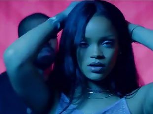 Rihanna - labor