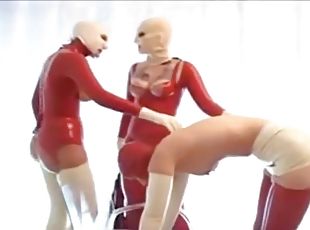 Latex lesbian threesome