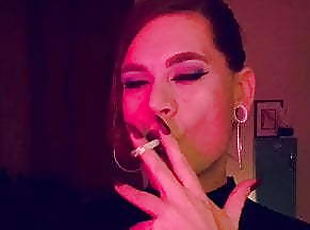transexual, amateur, travesti, fumando