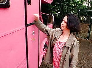 Gros nichons, En plein air, Chatte (Pussy), Femme, Amateur, Fellation, Milf, Maman, Allemand, Voiture