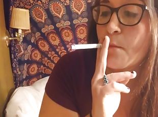 Beautiful Bbw Smokes And Talks. Cute Southern Accent. Down To Earth Jewliesparxx