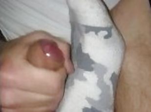 masturbation, ejaculation-sur-le-corps, gay, branlette, esclave, pieds, secousses, ejaculation, fétiche, lait