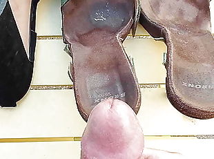 Handjob cumshot shoes