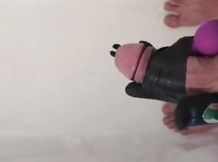 3 vibrations to a huge cumshot