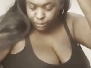 gros-nichons, vieux, amateur, mature, ébène, milf, maman, black, belle-femme-ronde, joufflue