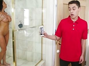 BANGBROS - Juan El Caballo Loco Sneaks Up On Stepmom Reagan Foxx In The Shower