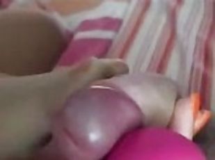 Footjob con palline vibranti