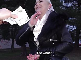 Blondie Alexa Bold enjoys well-paid sex