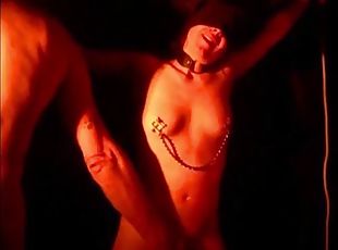 amateur, bdsm, première-fois, bondage, brunette, fessée