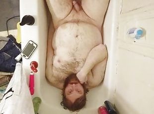 в-ванне, раком, экстрим, огромные, анальный-секс, секс-игрушки, дрочка-руками, сучки, отсос-на-камеру, узкие-вагины
