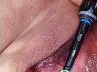 Chubby Hubby use cum as lub outdoor with toothbrush on his bbw wife